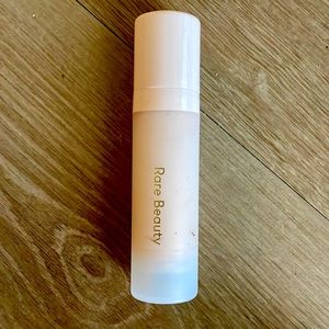 Rare beauty illuminating primer